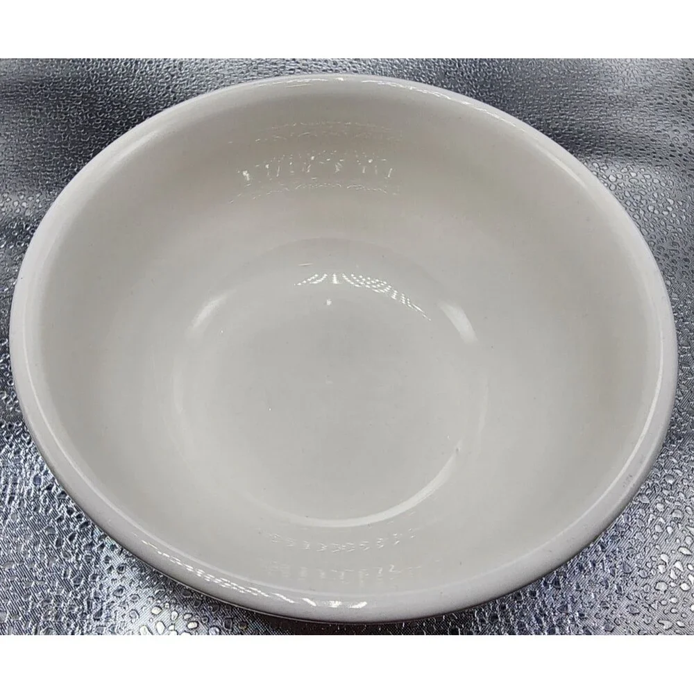 Williams-Sonoma Breakfast Bowl Soup/Cereal/Salad Yellow Rim